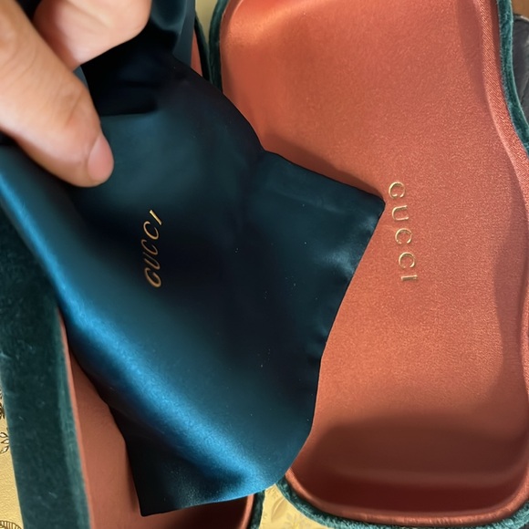 VERSACE MEDUSA  CAT EYE STYLE SUNGLASSES - Picture 7 of 8